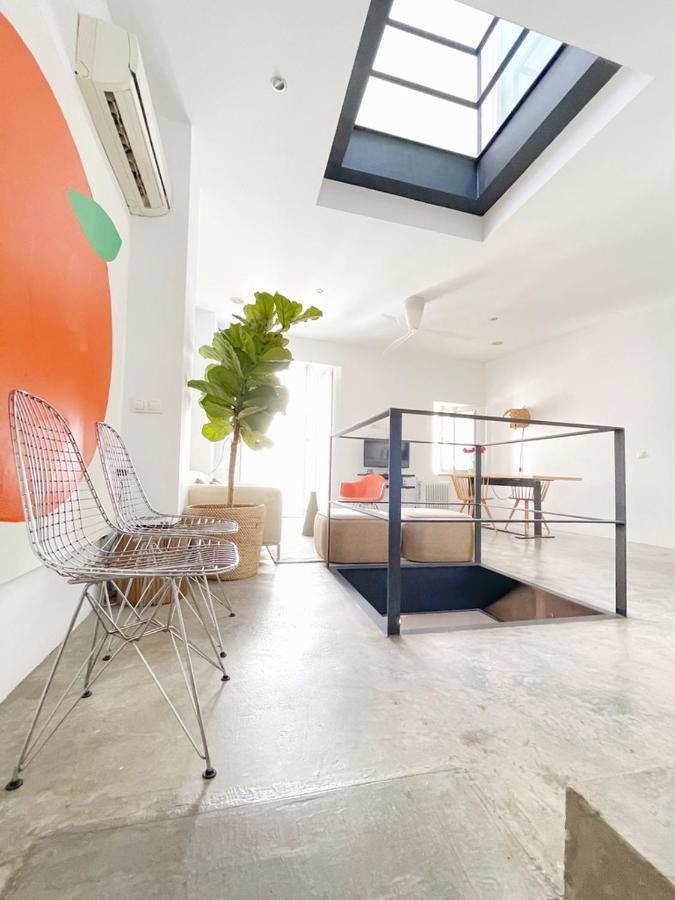 Alameda Modern Art House With Outdoor Jacuzzi In Roof Hébergement de vacances *